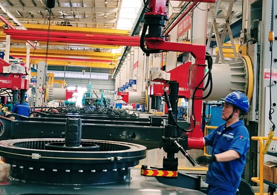 劳动庆幸，，创立伟大！！纪录那些通俗且伟大的劳动瞬间