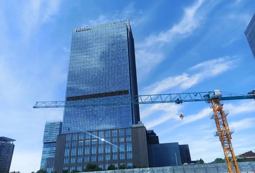 赶进度、抢节点！122cc太阳成江麓助力北京市属重点项目建设