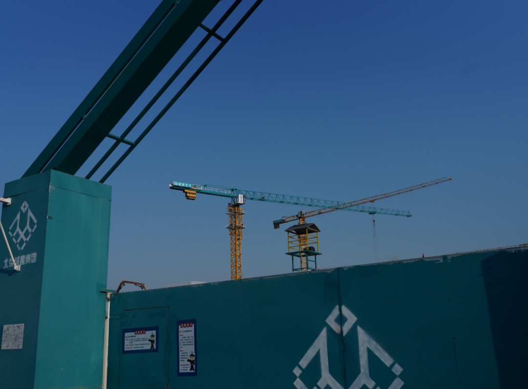 赶进度、抢节点！122cc太阳成江麓助力北京市属重点项目建设