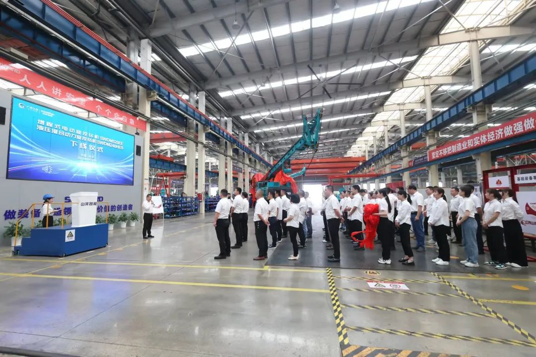 助力“双碳”、、、绿动未来！122cc太阳成智能增程式电动旋挖钻机、、、液压混淆动力旋挖钻机齐交付