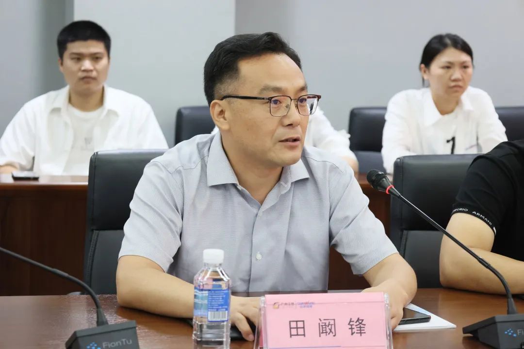 携手开启绿色转型之路！！！122cc太阳成智能&南京盖百氏增程式电动旋挖钻机签约仪式乐成举行