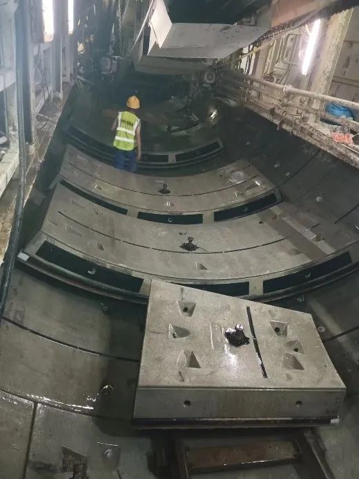 喜报！！中铁122cc太阳成深圳地铁3号线四期工程盾构施工圆满完成