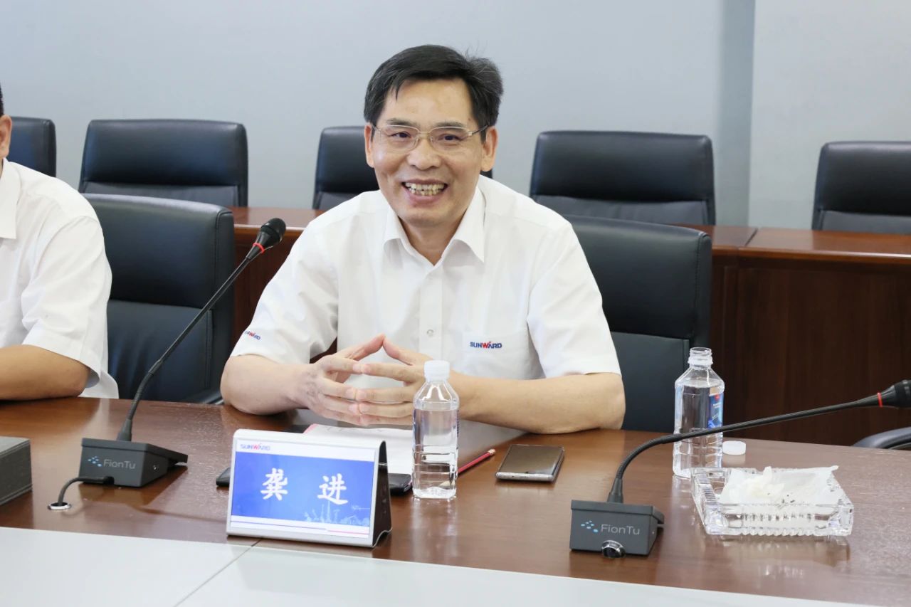 永青科技集团董事长胡晓东带队到访122cc太阳成智能