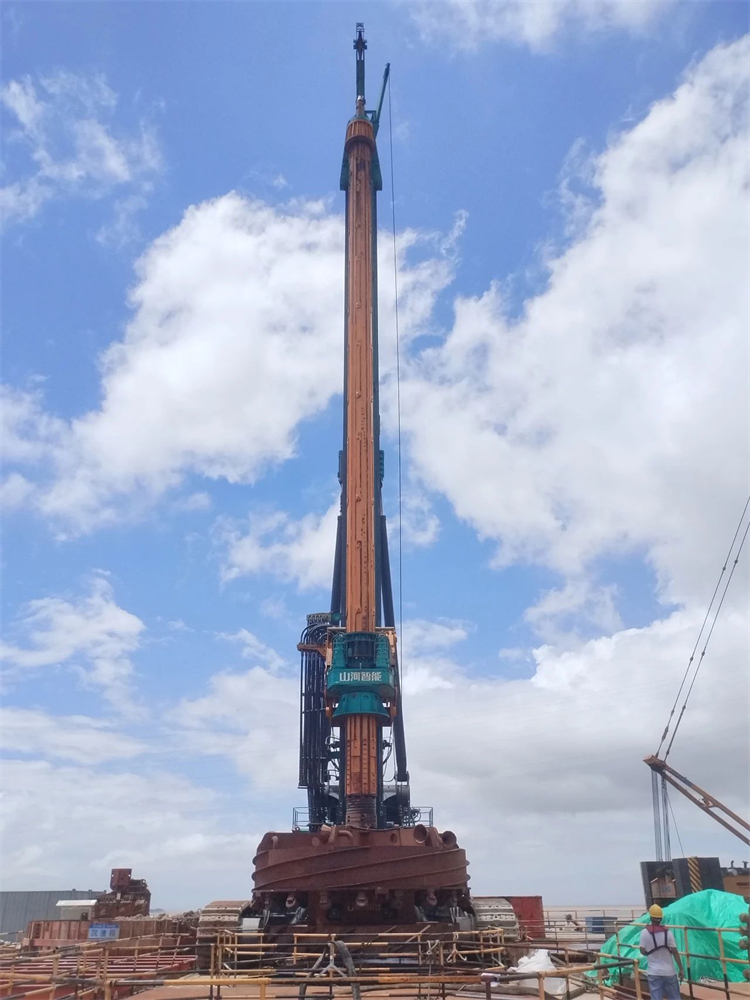 喜报！122cc太阳成智能完成“全球最大”6.3米直径旋挖桩成孔成桩