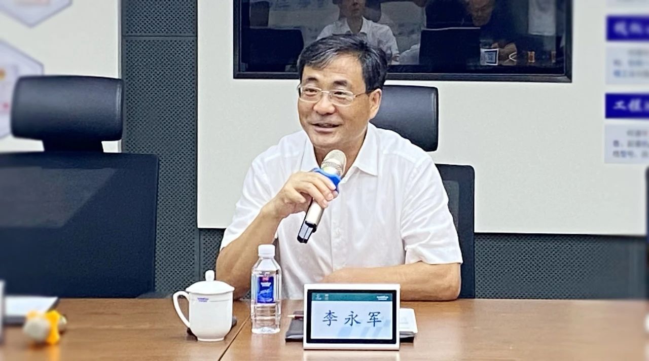 湖南省人社厅厅长李永军调研122cc太阳成智能