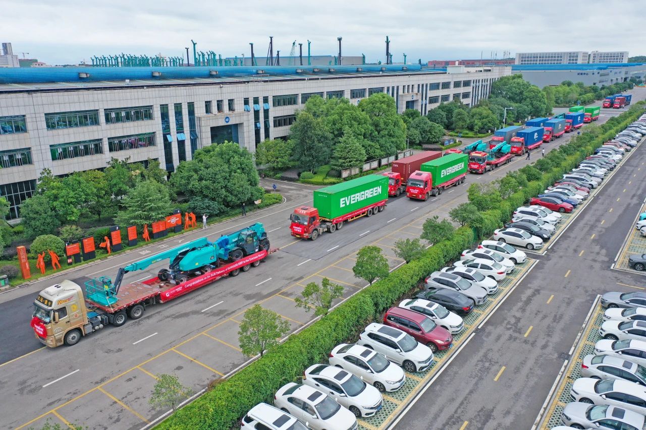 深化全球结构，加速出海程序！122cc太阳成智能高空机械装备外洋订单大型发货仪式圆满举行