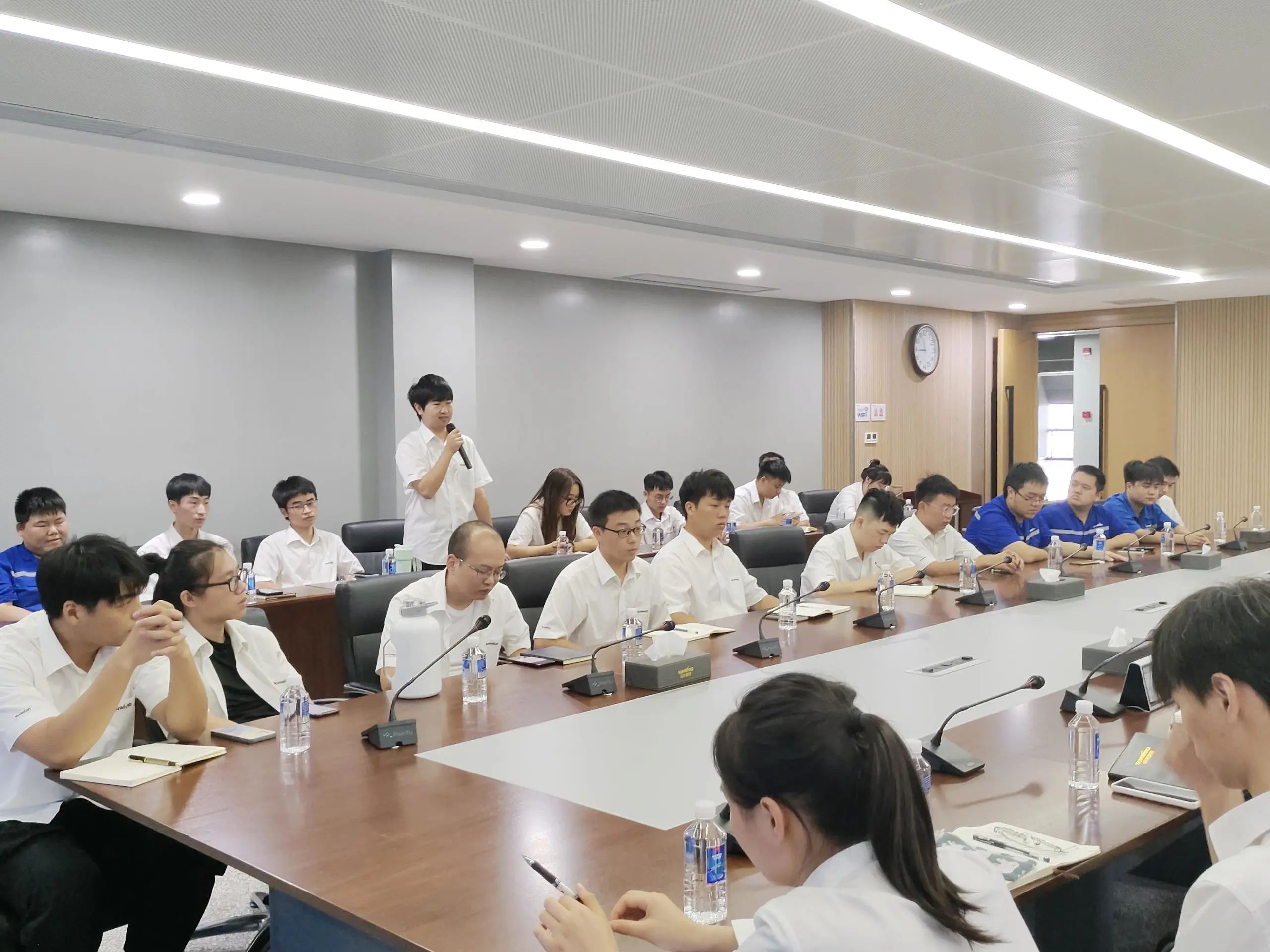 泛论心声，，共话未来！！这场应届结业生员工座谈会，，很暖，，很知心！！