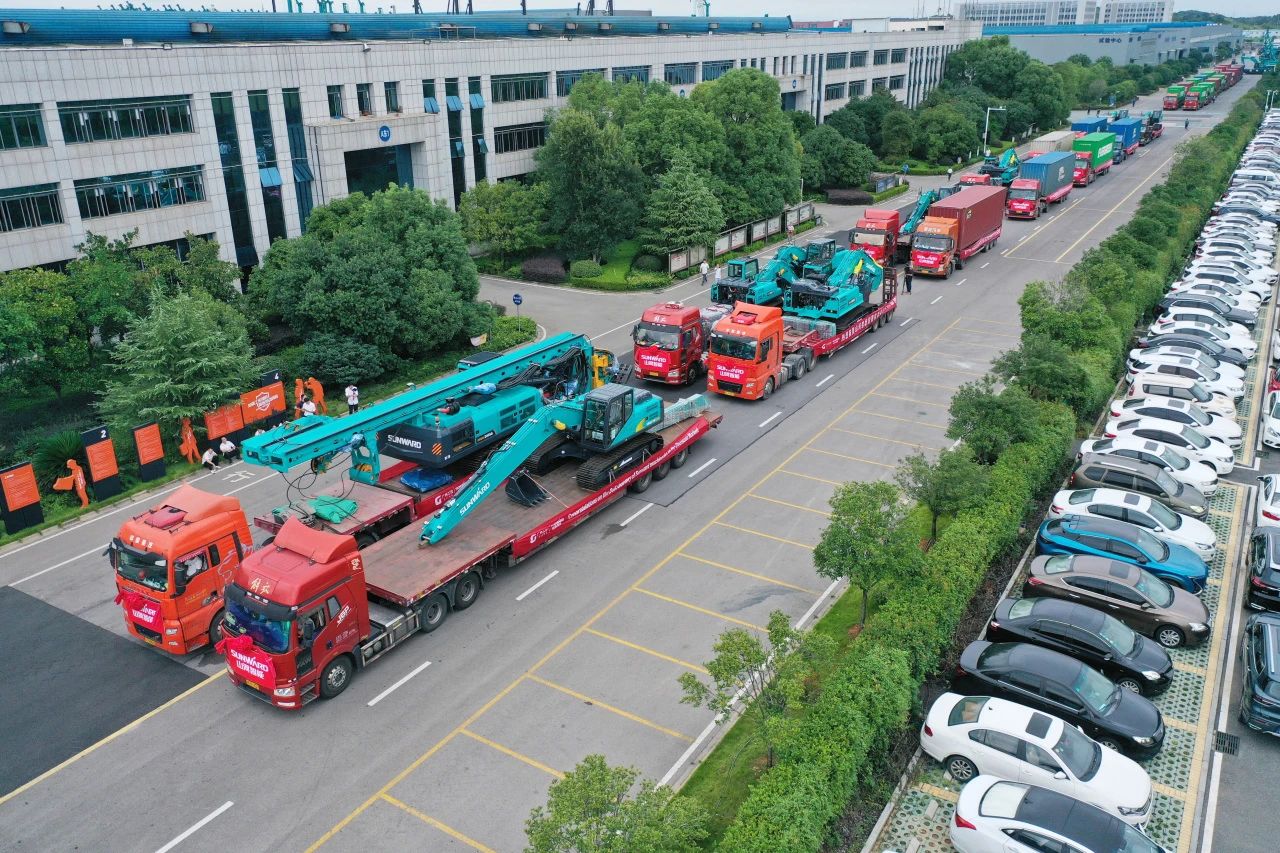 持续进军国际市。。！！122cc太阳成智能近百台装备集中发货