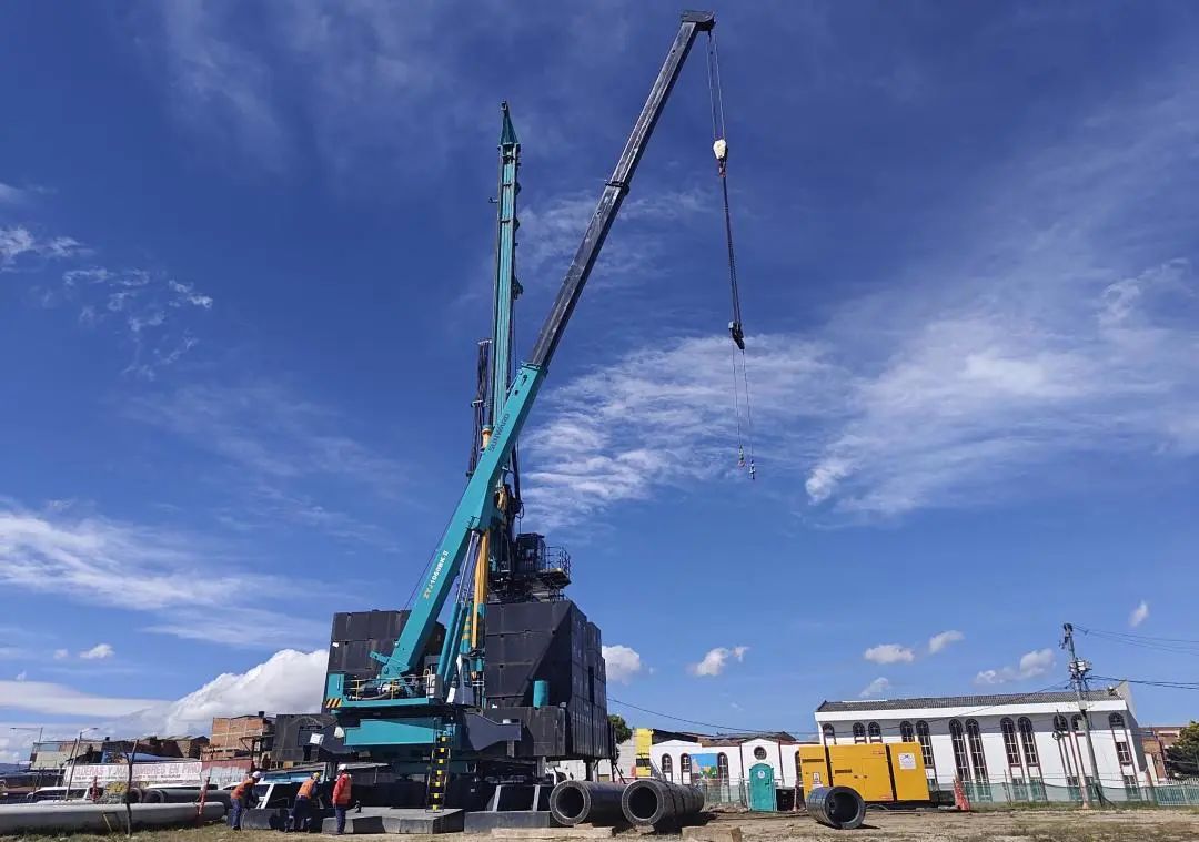 展现“中国制造”硬实力！122cc太阳成智能PDP工法钻机助建波哥大地铁项目