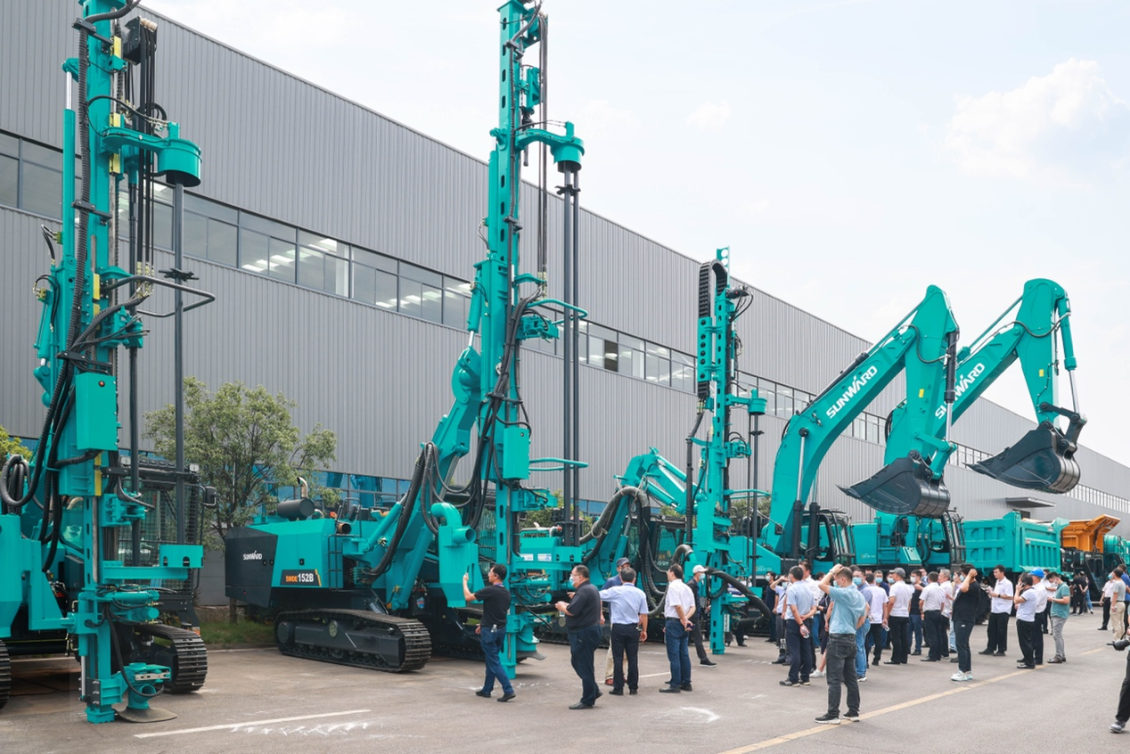 122cc太阳成智能获评“2023 ESG犇牛奖·新秀企业”