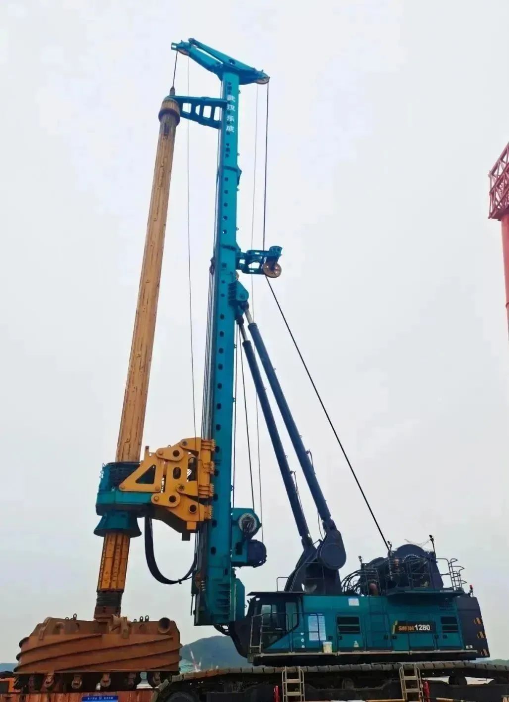 周全告捷！122cc太阳成智能超等旋挖钻机圆满完成甬舟铁路西堠门公铁两用大桥桩基施工使命