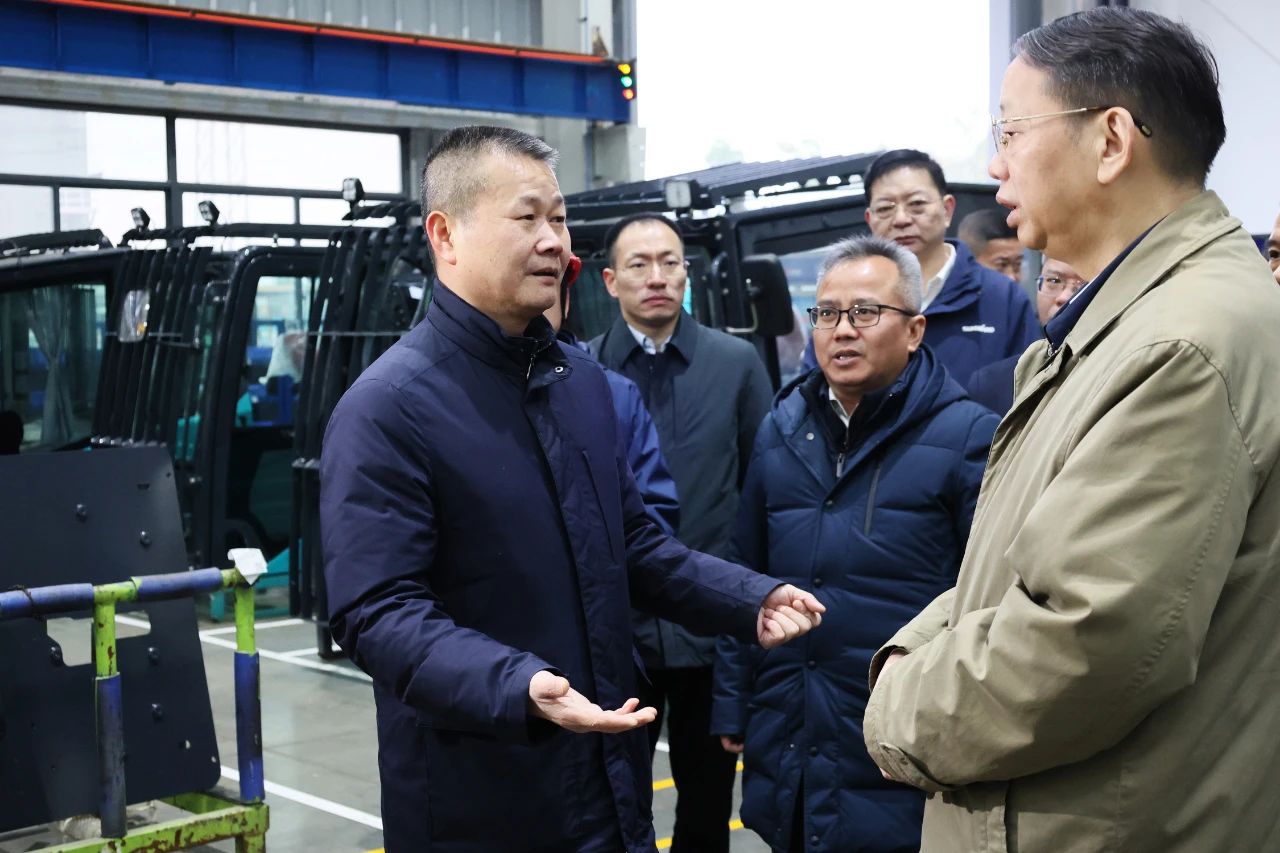 文树勋带队走访调研122cc太阳成智能