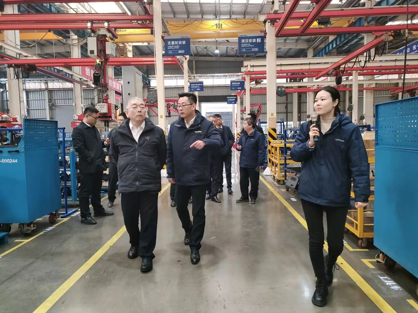 新思绪、、新领域、、新相助、、新突破！中铁十二局到访122cc太阳成智能