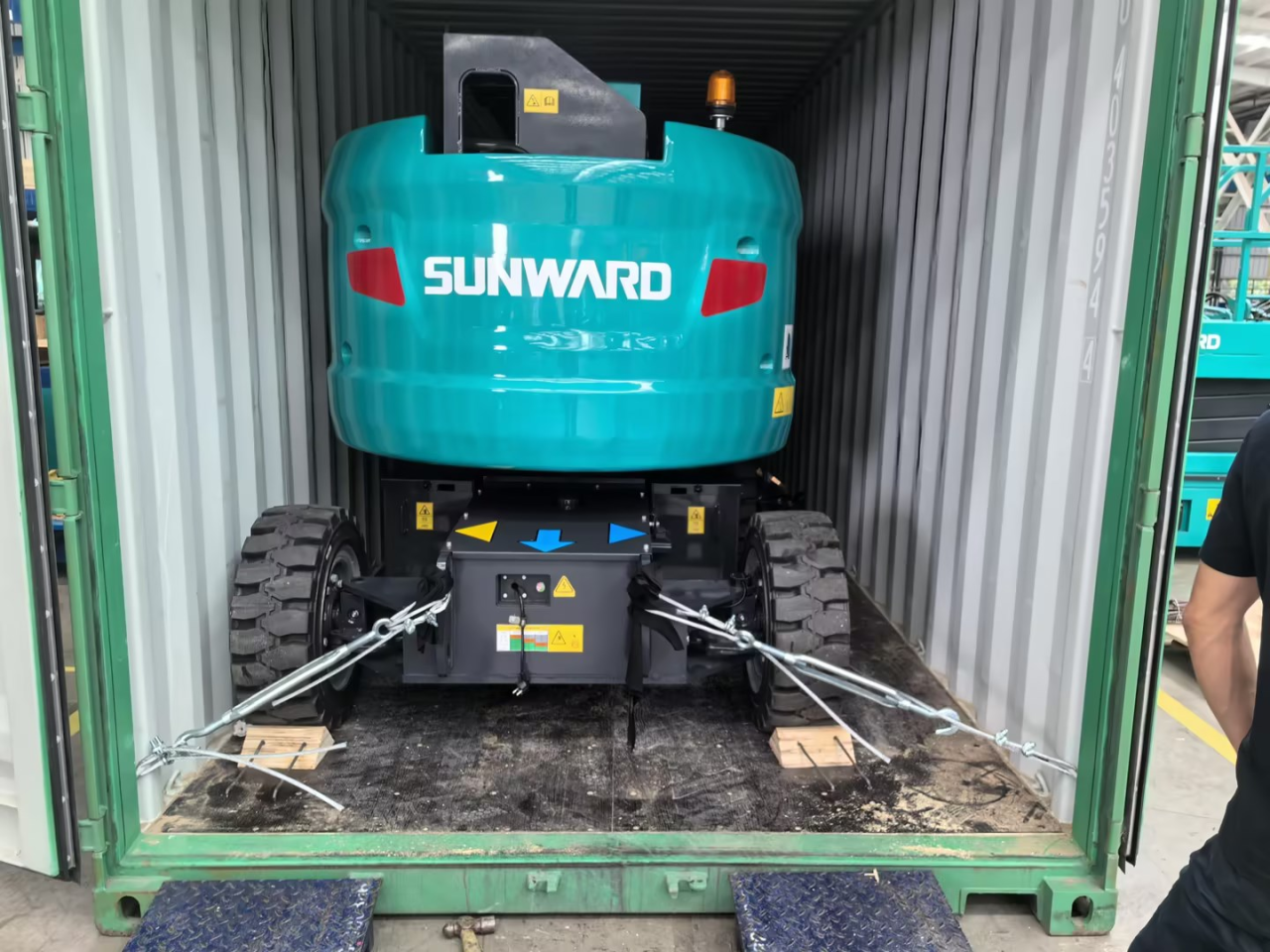 高空机械单日发货立异高！！！单月外洋发货破纪录！！！