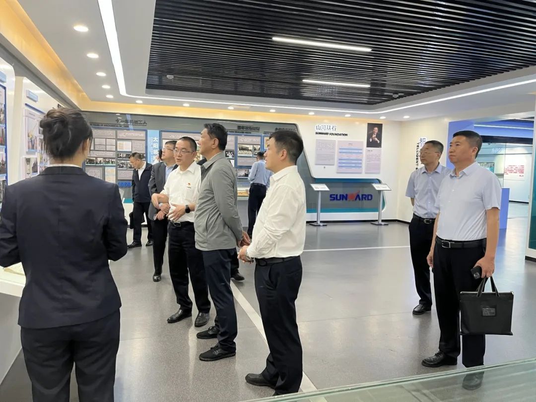 中煤平朔党委书记、、、董事长陈建一行调研122cc太阳成智能
