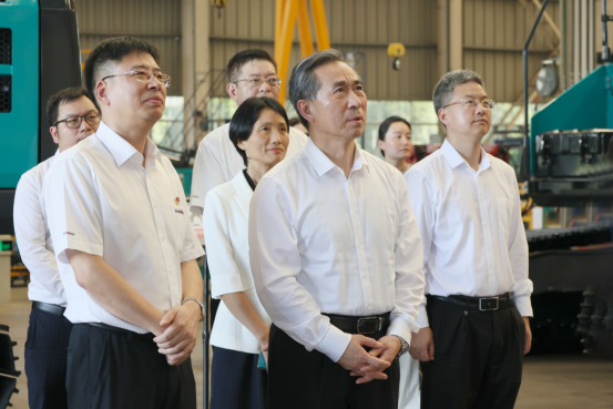 中国贸促会会长任鸿斌调研122cc太阳成智能