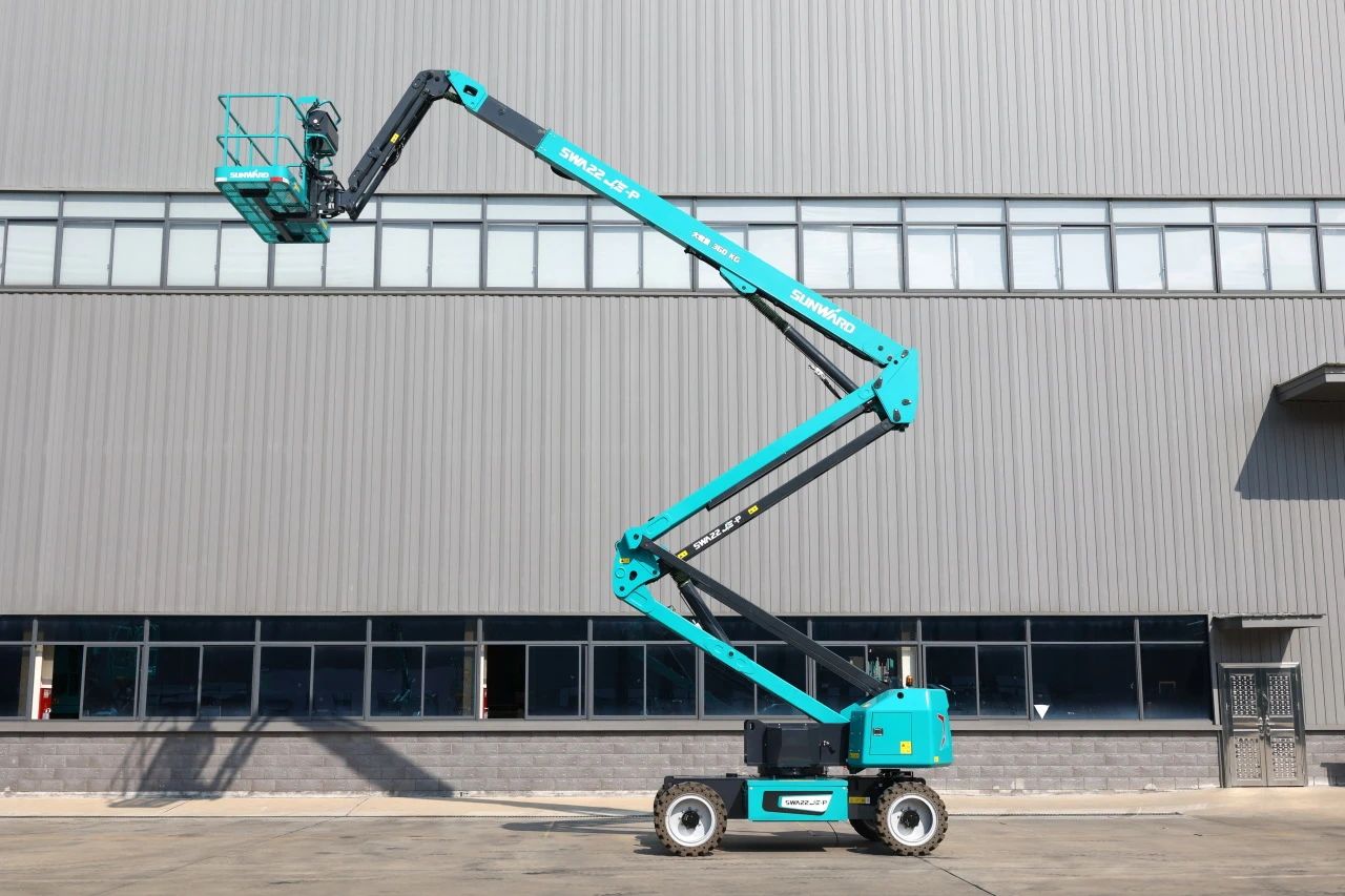 高可靠、、、高清静、、、高性能！122cc太阳成智能新一代P系列电动臂式高空作业平台乐成下线