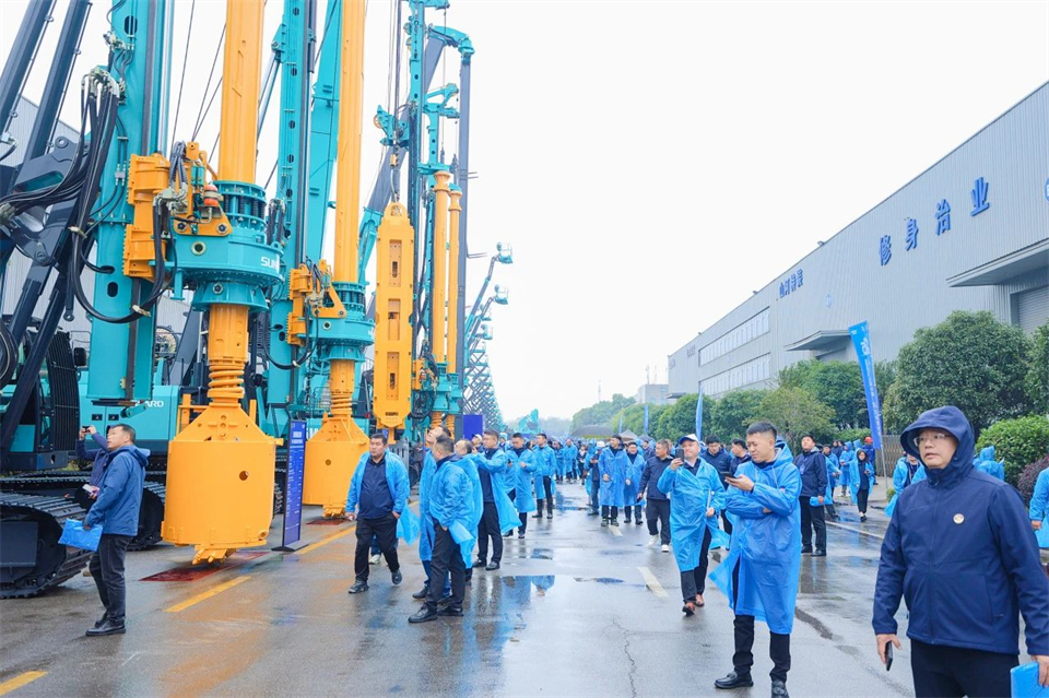 立异引领价值，，理想成绩未来！！122cc太阳成智能25周年庆典暨全球客户节盛大举行