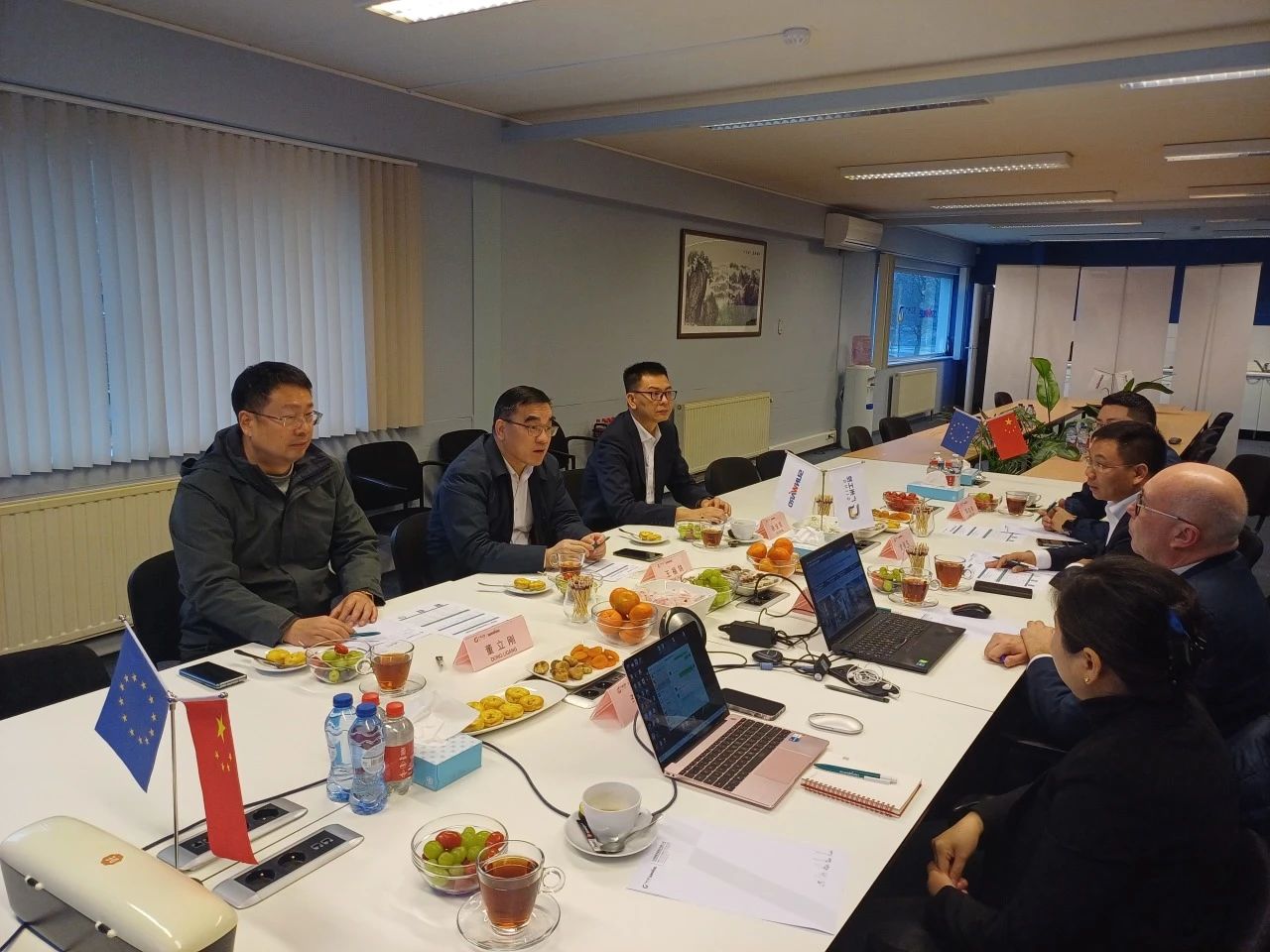 广州工控集团总司理王福铸率队考察122cc太阳成智能欧洲子公司