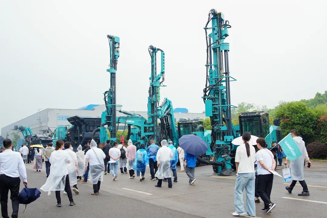 2025 CICEE | 为客户创立价值，122cc太阳成智能客户交流会圆满举行