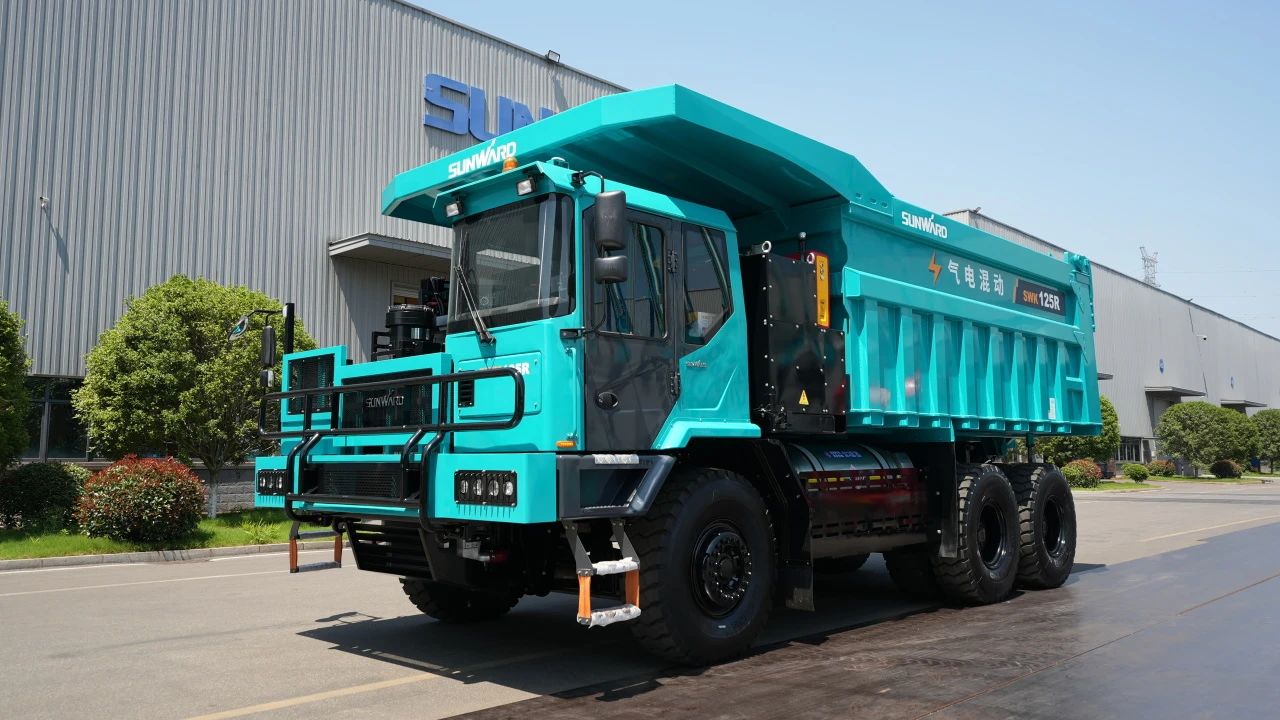 2025 CICEE | 122cc太阳成矿岩两款重磅新品亮相2025长沙展