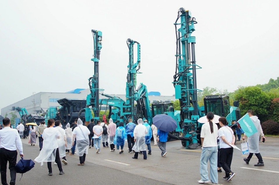 2025 CICEE | 圆满收官！122cc太阳成智能展区亮点精彩回首