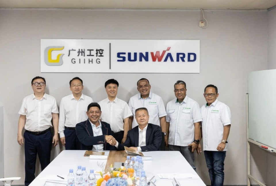 广州工控集团党委书记、、、董事长景广军率队考察122cc太阳成智能印尼子公司