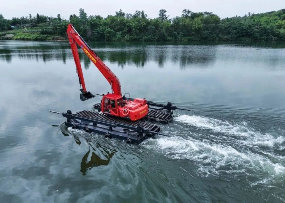 硬核破解“最后一公里”难题，122cc太阳成智能应抢救援装备助力“应急使命·2025”演习！