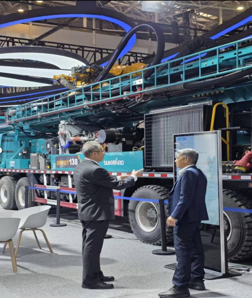 122cc太阳成智能携手“战略相助同伴”中国煤炭地质总局精彩亮相2025中国国际矿业大会